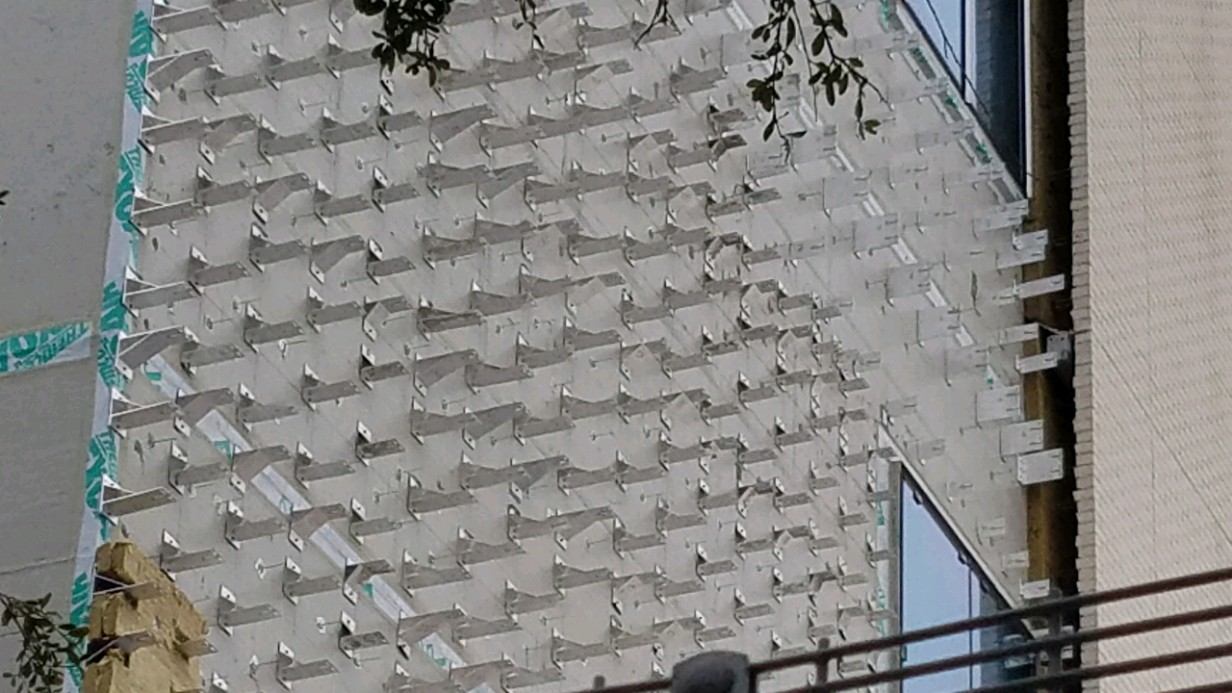 UTHealth Science Center in Houston, TX ECO Cladding’s Vci.10 and Hci.11 sub-framing system