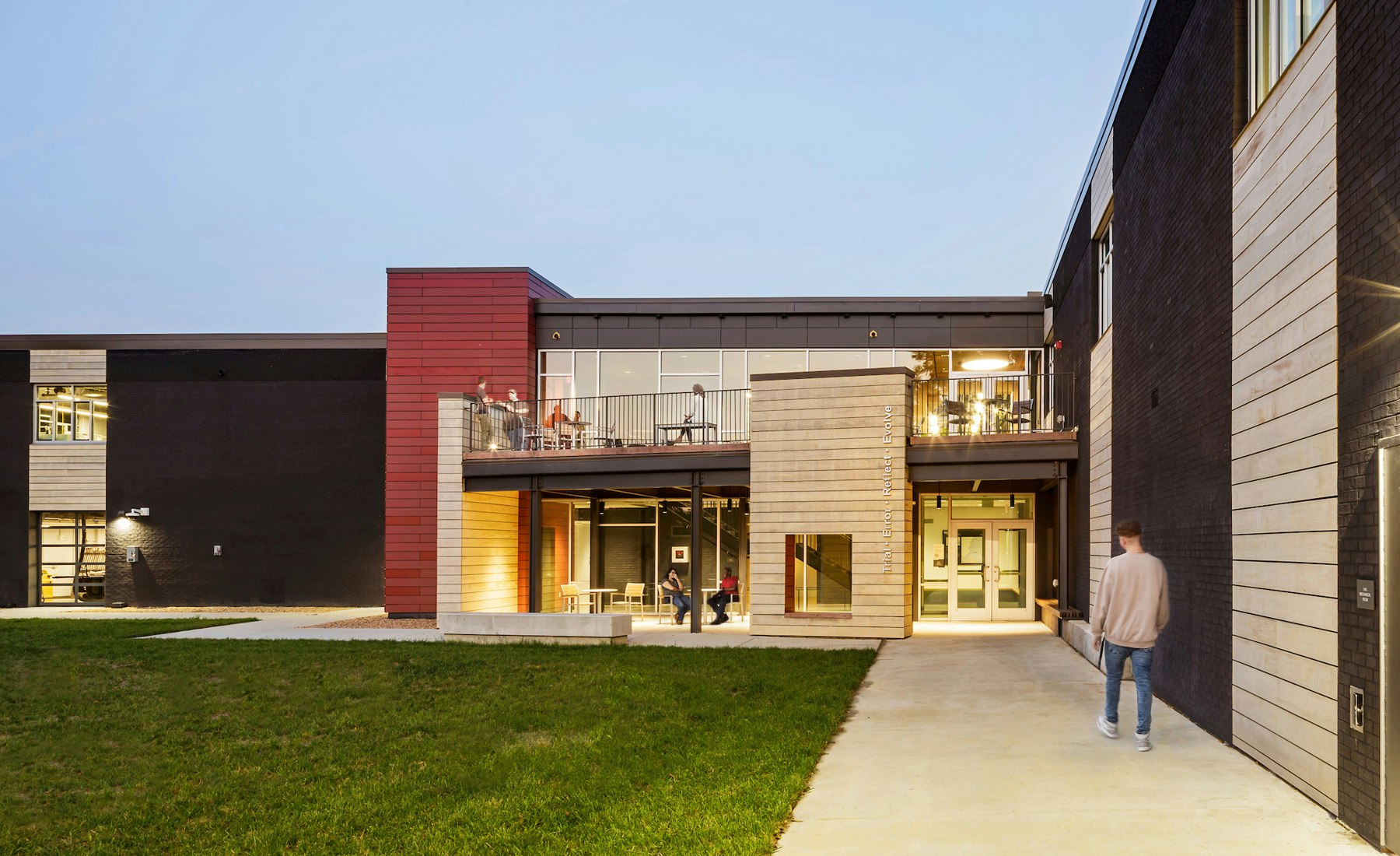 ECO Cladding Emil & Grace Shihadeh Innovation Center 2025 RAiNA Award Recipient Award