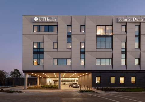 UT Health Science Center in Houston, TX ECO Cladding’s Vci.10 and Hci.11 sub-framing system
